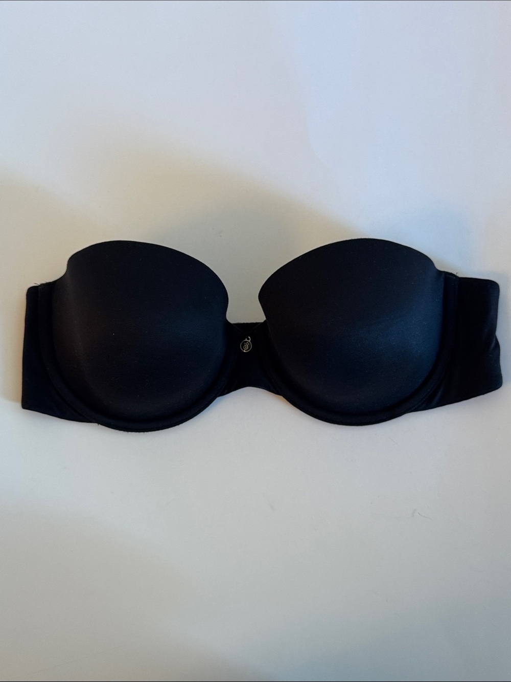 Victoria’s Secret 34C Strapless Black Bra with Smooth Contour